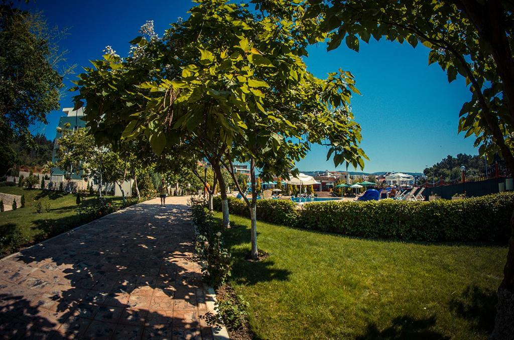 Gt Green Fort Beach Apartments Sunny Beach Exterior photo